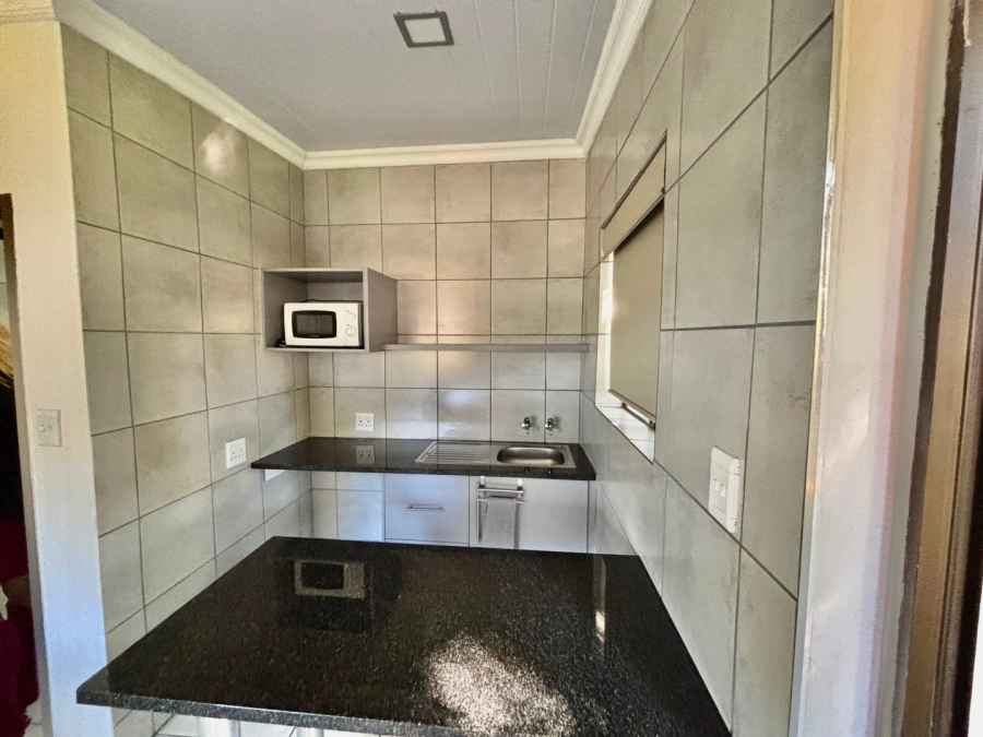 To Let 1 Bedroom Property for Rent in Bodorp North West